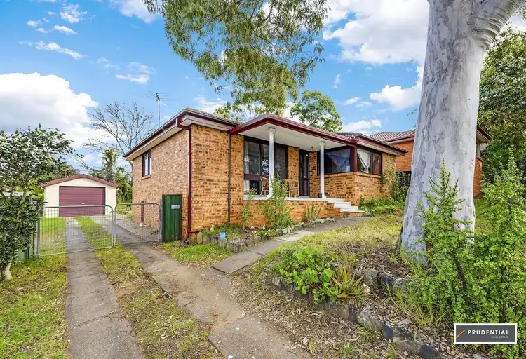 1 Deveron Place, St Andrews NSW 2566
