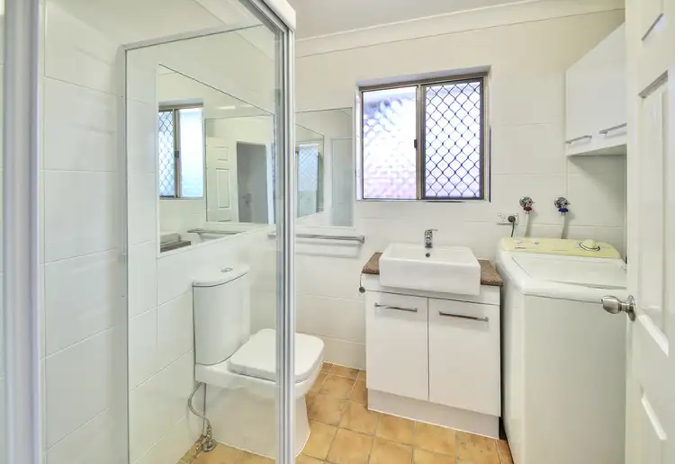 Sixth view of Homely unit listing, 8/43 Vera St, Greenslopes QLD 4120