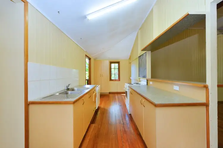 Seventh view of Homely house listing, 292 Kamerunga Rd, Freshwater QLD 4870