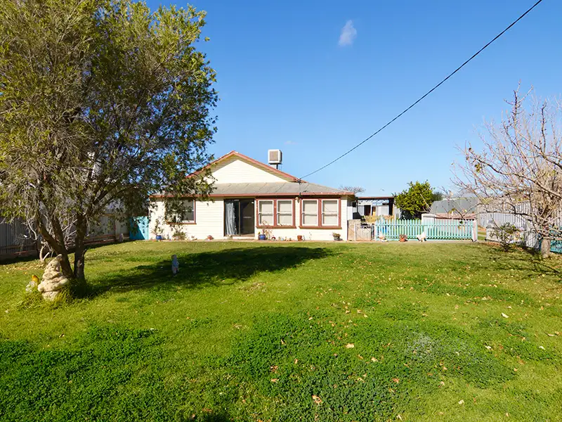 Main view of Homely house listing, 8 Latrobe Avenue, Red Cliffs VIC 3496