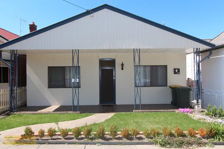 29 Rocket Street, Bathurst NSW 2795