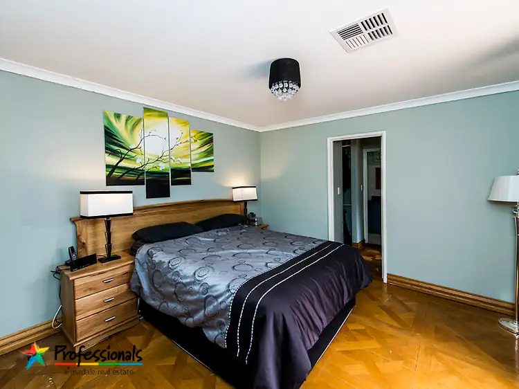 Sixth view of Homely house listing, 23 Grovelands Dr, Camillo WA 6111
