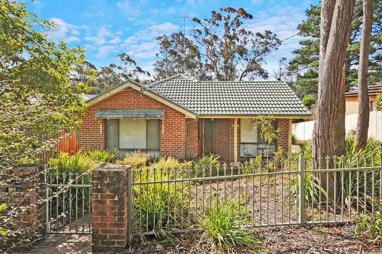 6 Laurel Street, Katoomba NSW 2780