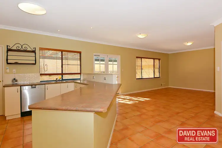 Fifth view of Homely house listing, 10 Savannah Way, Iluka WA 6028
