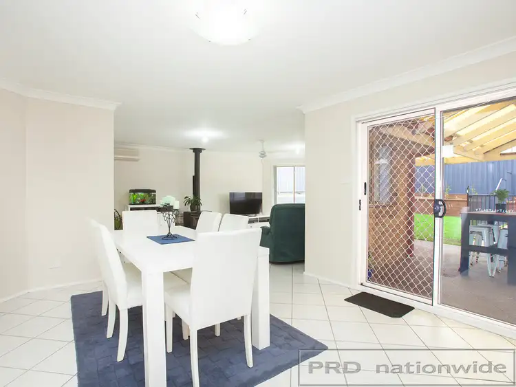 Fifth view of Homely house listing, 10 Tabor Close, Rutherford NSW 2320