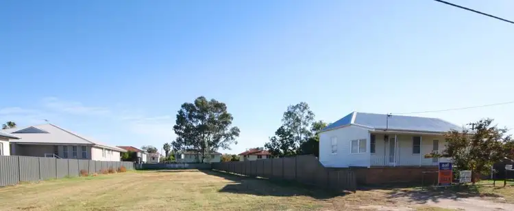 51 Gibbons Street, Narrabri NSW 2390
