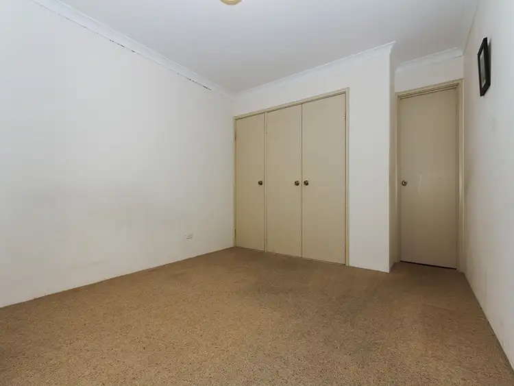 Sixth view of Homely house listing, 5b Stem Place, Ocean Reef WA 6027