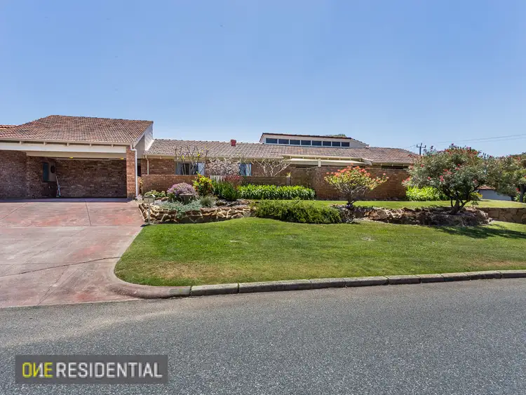 1 Earlston Place, Booragoon WA 6154