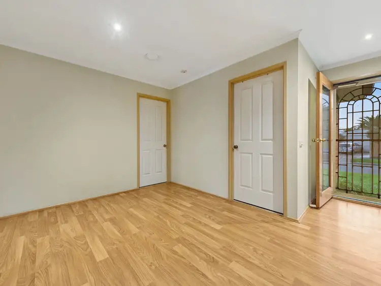 Seventh view of Homely house listing, 10 Brunel Court, Hampton Park VIC 3976