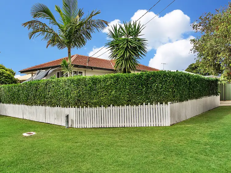 Second view of Homely house listing, 4a Julia Street, Clontarf QLD 4019