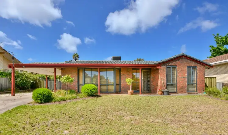 26 Glenloth Drive, Happy Valley SA 5159