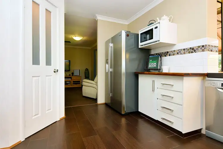 Sixth view of Homely house listing, 8 Darcy Crt, Australind WA 6233