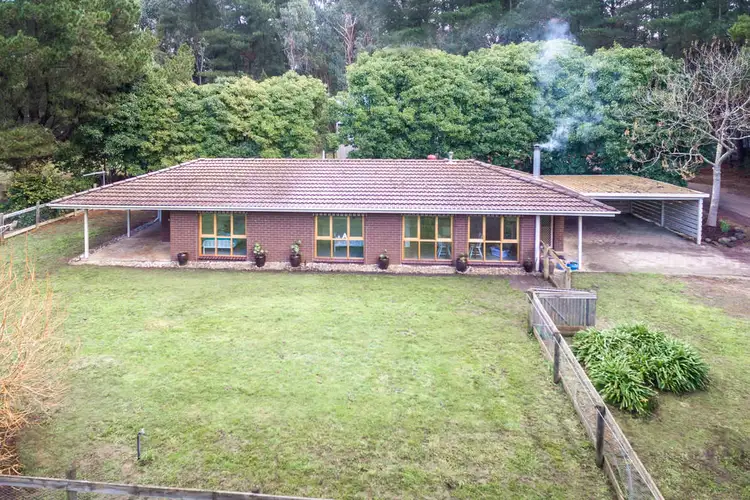 392 Black Forest Drive, Macedon VIC 3440