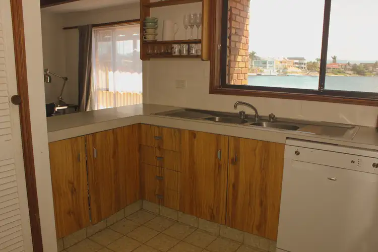 Seventh view of Homely townhouse listing, 4/49 Duet Drive, Mermaid Waters QLD 4218