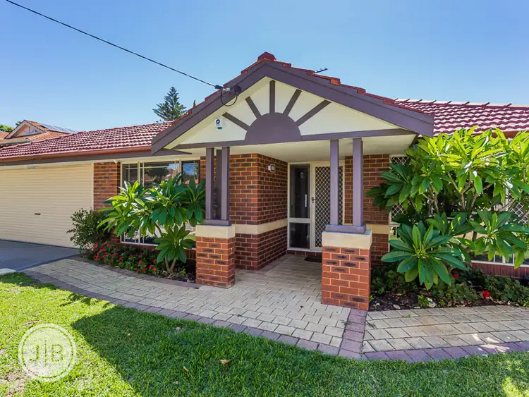 86 Birdwood Avenue, Como WA 6152