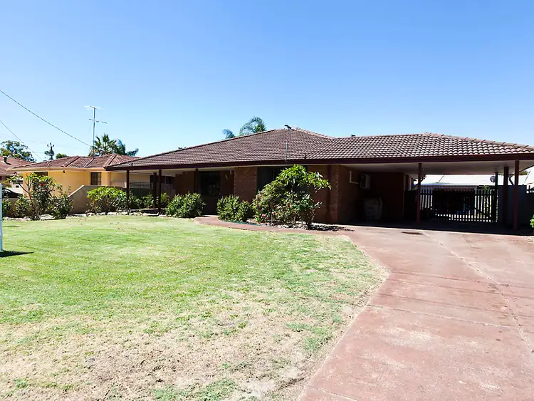 24 Tuart Road, Greenfields WA 6210