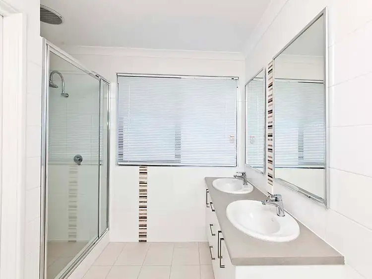 Sixth view of Homely house listing, 8 BANPO LANE, Baldivis WA 6171