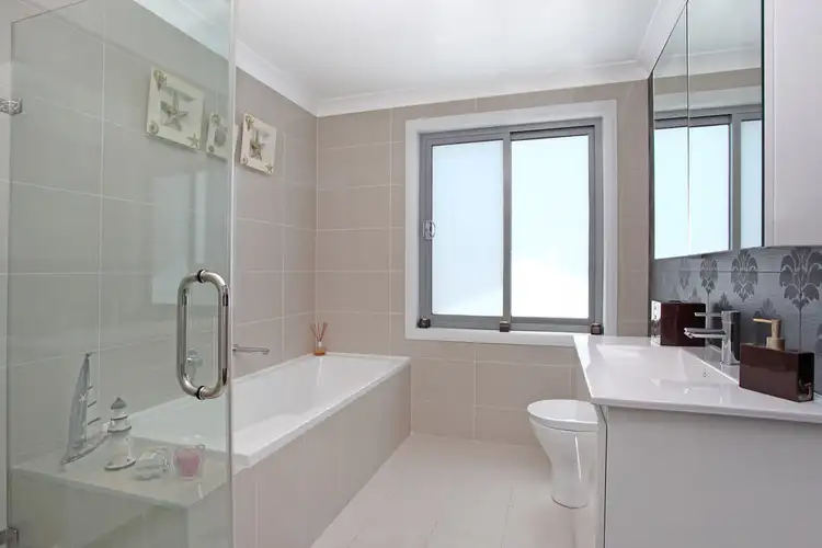 Seventh view of Homely house listing, 2 Daquino Place, Carnes Hill NSW 2171