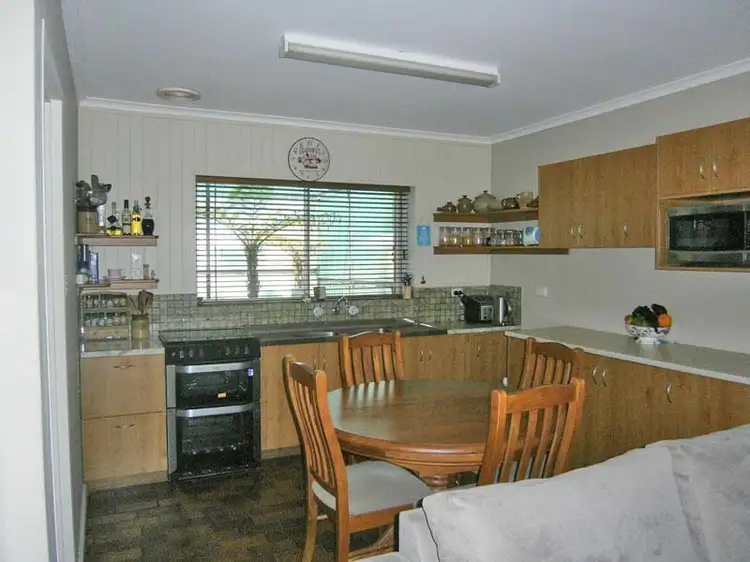 Second view of Homely house listing, 10 Sixth Street, Morgan SA 5320