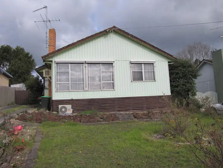 18 Canberra Street, Moe VIC 3825