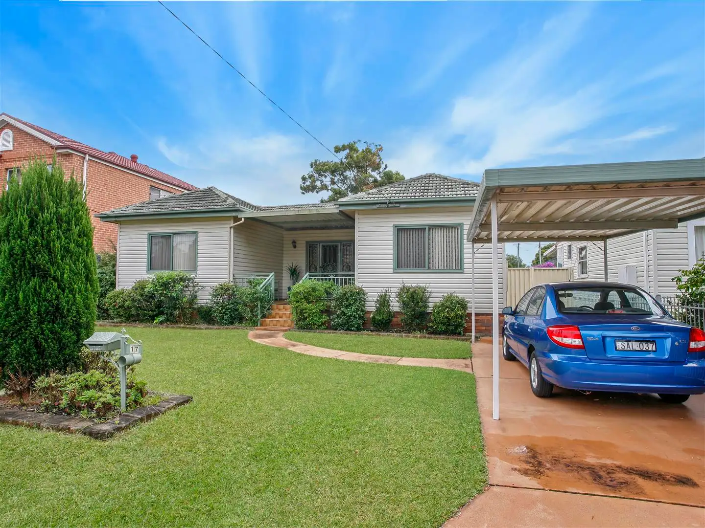 Main view of Homely house listing, 17 Dan Cres, Lansvale NSW 2166
