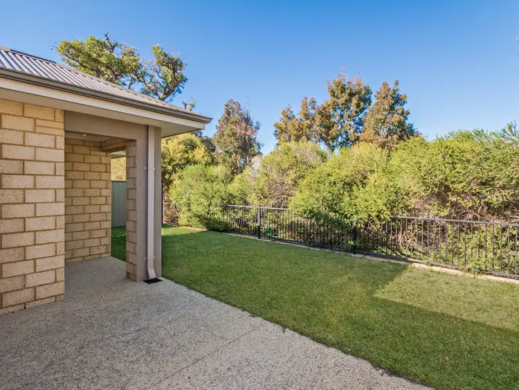 Sixth view of Homely house listing, 10 Nannup Bend, Baldivis WA 6171