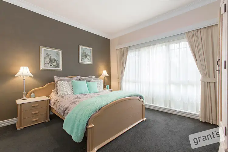 Sixth view of Homely house listing, 5 Mansell Court, Berwick VIC 3806