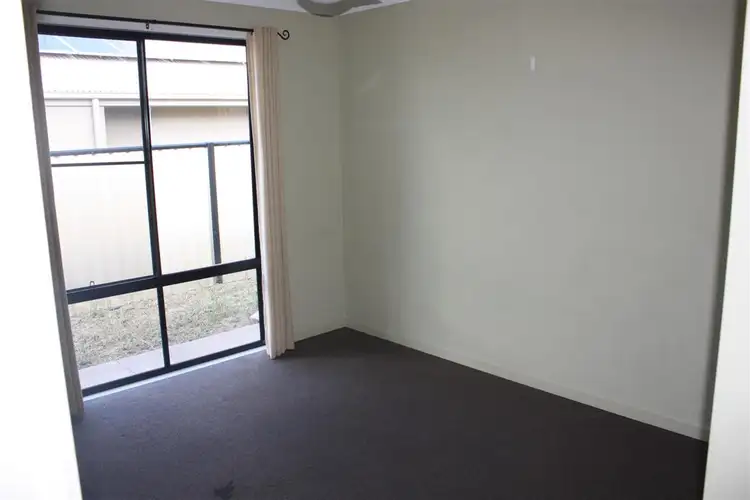 Sixth view of Homely house listing, 38 Mayfair Drive, Emerald QLD 4720