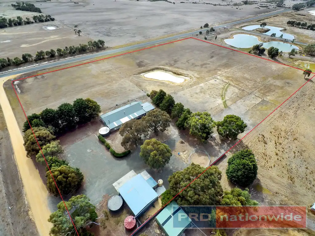 Main view of Homely house listing, 15 Watts Court, Ross Creek VIC 3351