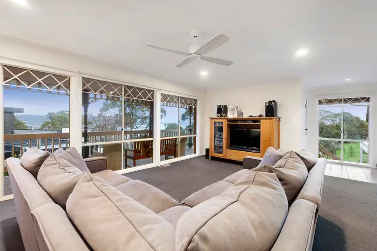 11 Paramount Crescent, Mount Martha VIC 3934