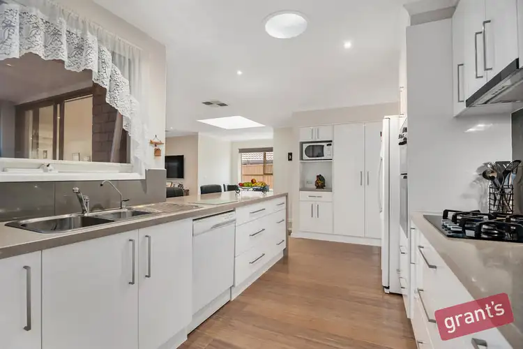 Second view of Homely house listing, 3 Pamela Court, Narre Warren VIC 3805