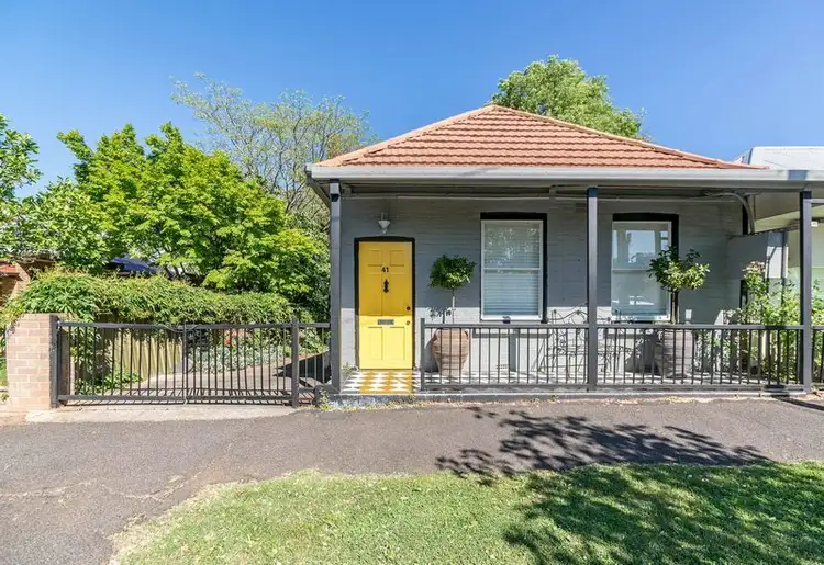41 Clinton Street, Orange NSW 2800