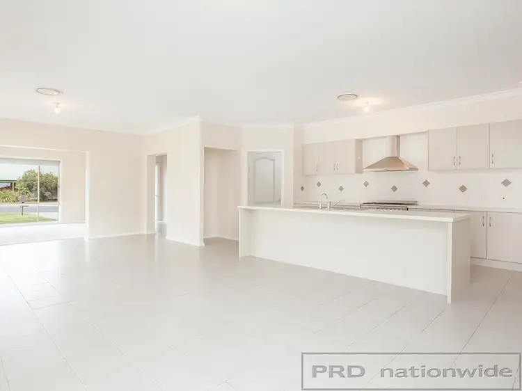 76 Yates Street, Branxton NSW 2335