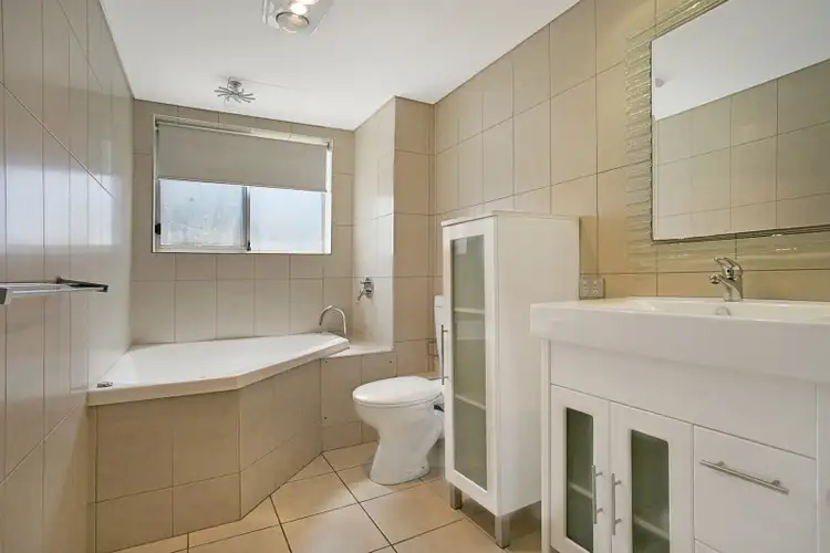 Fifth view of Homely unit listing, 4/141 'Surf Court' Surf Parade, Broadbeach QLD 4218