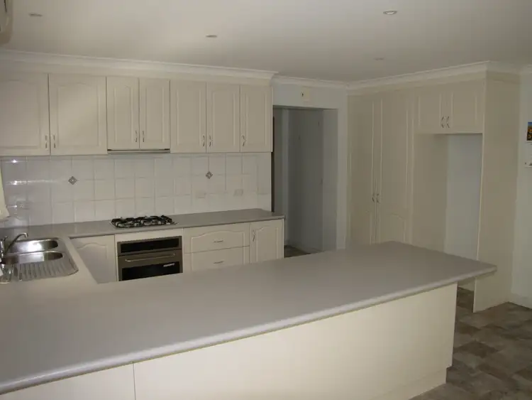 Sixth view of Homely townhouse listing, 4, 23-25 Ollerton Avenue, Newborough VIC 3825