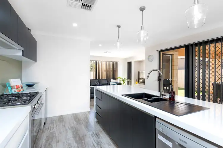 Fifth view of Homely house listing, 10 Tiru Close, Karlkurla WA 6430