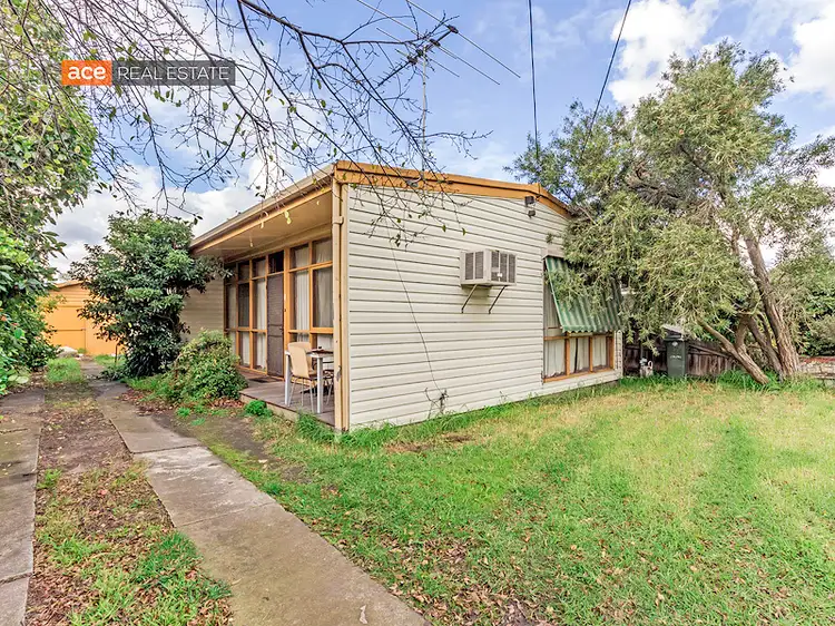 15 Fitzroy Street, Laverton VIC 3028