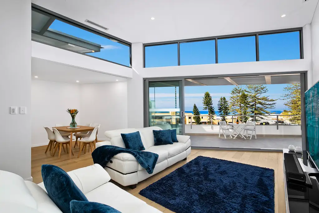 Main view of Homely unit listing, 19/1 Eastbank Avenue, Collaroy NSW 2097