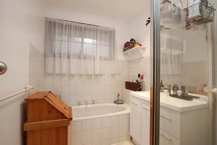 Fourth view of Homely house listing, 1/5 Corvi Court, Lara VIC 3212