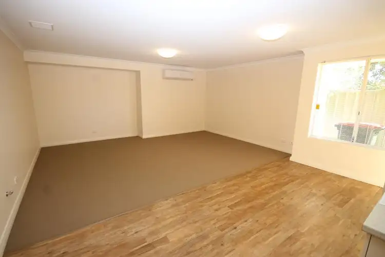 Fifth view of Homely unit listing, 4/7 Cambrose Avenue, Australind WA 6233