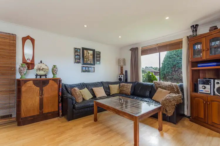 Third view of Homely house listing, 5 Crozier Court, St Albans Park VIC 3219