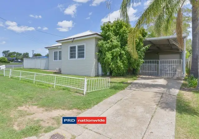 17 Heugh Street, Tamworth NSW 2340