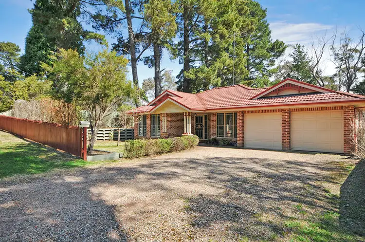 64 Fourth Avenue, Katoomba NSW 2780