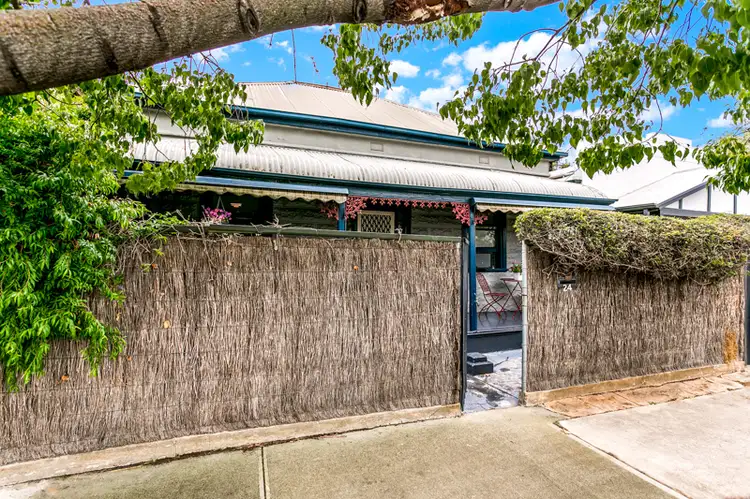 24 Castle Street, Glanville SA 5015
