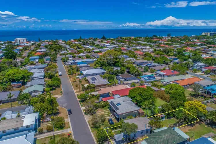 Second view of Homely house listing, 19 Frank Street, Scarborough QLD 4020