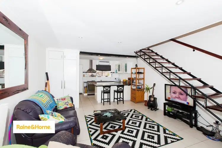 2/38 Sunbrite Avenue, Mermaid Beach QLD 4218