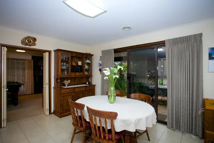 Sixth view of Homely house listing, 1 Dawson Court, Horsham VIC 3400
