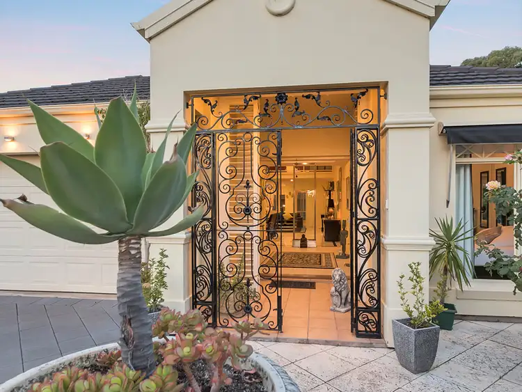 38 Hastings Street, Glenelg South SA 5045