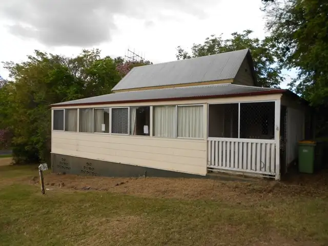 4 Dudley St, Gympie QLD 4570