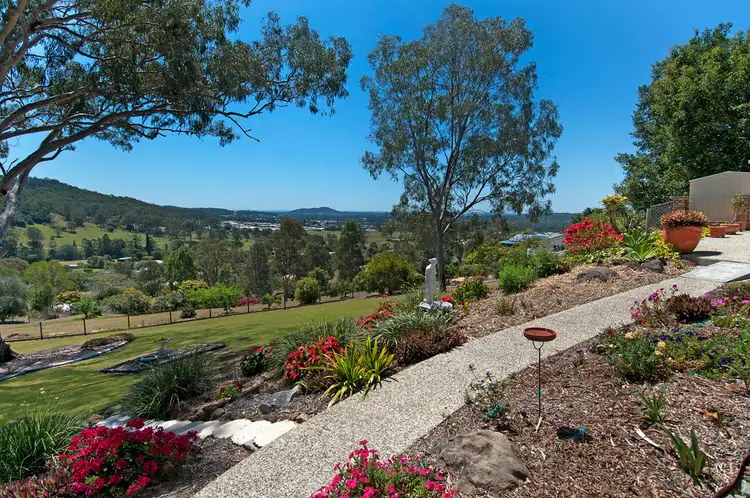 25 BROSNAHAN COURT, Belivah QLD 4207